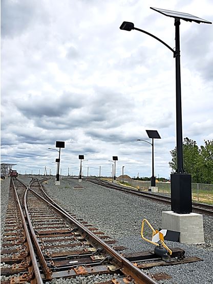 An example of Clear Blue Technologies’ Illumient solar lighting solution at the Greenwich railyard in New Jersey. 