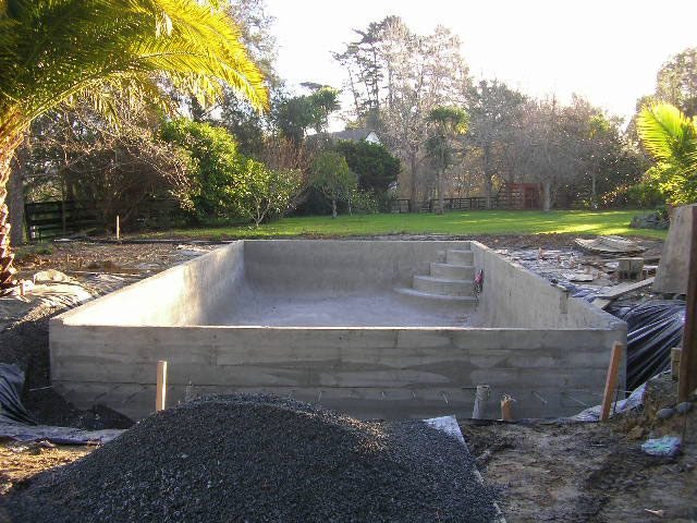 Pool built by Northern Pools for Paul & Julie Atkins