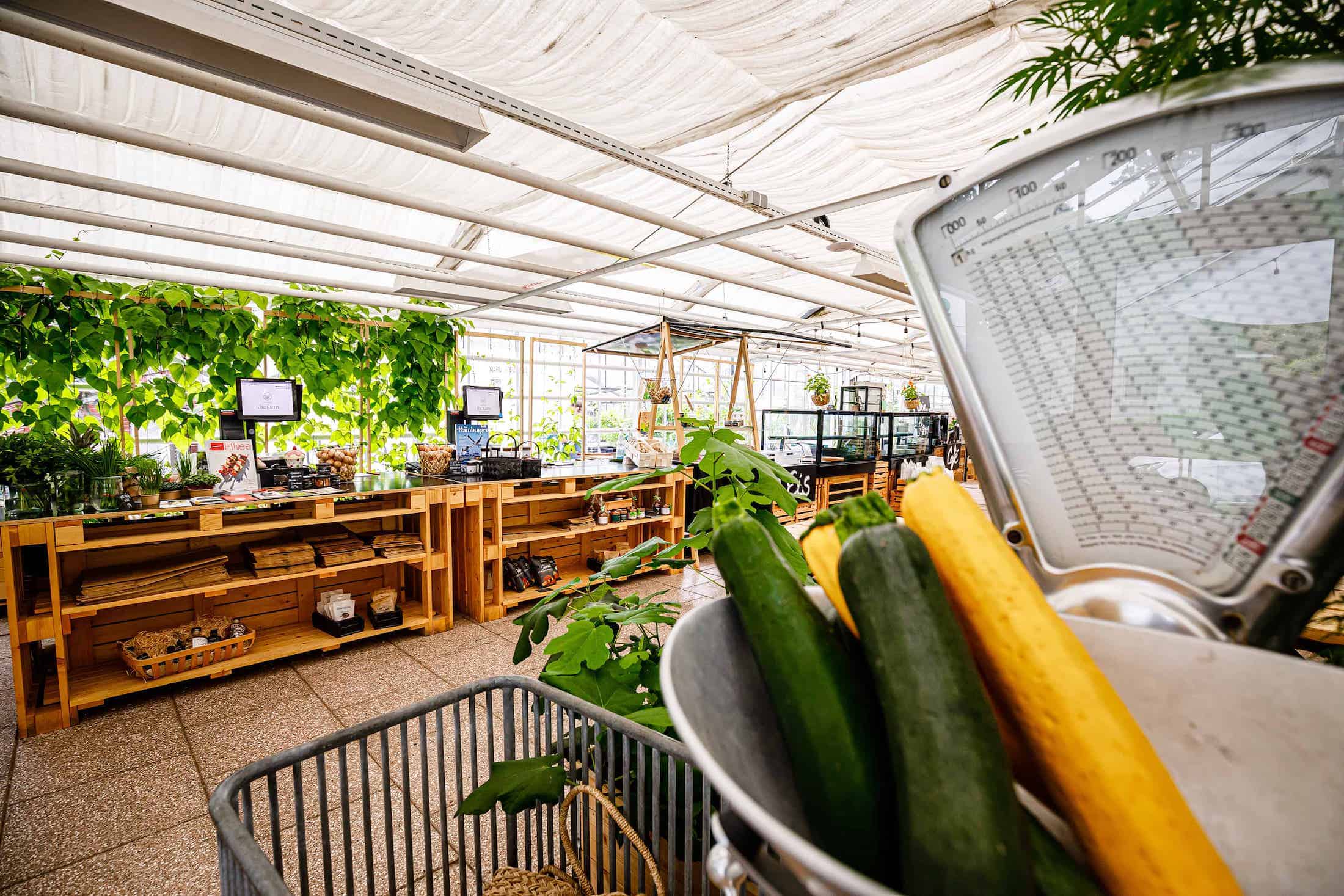 hygge-the-farm-wir-sind-hofladen-feinkost-caf-markt-farm